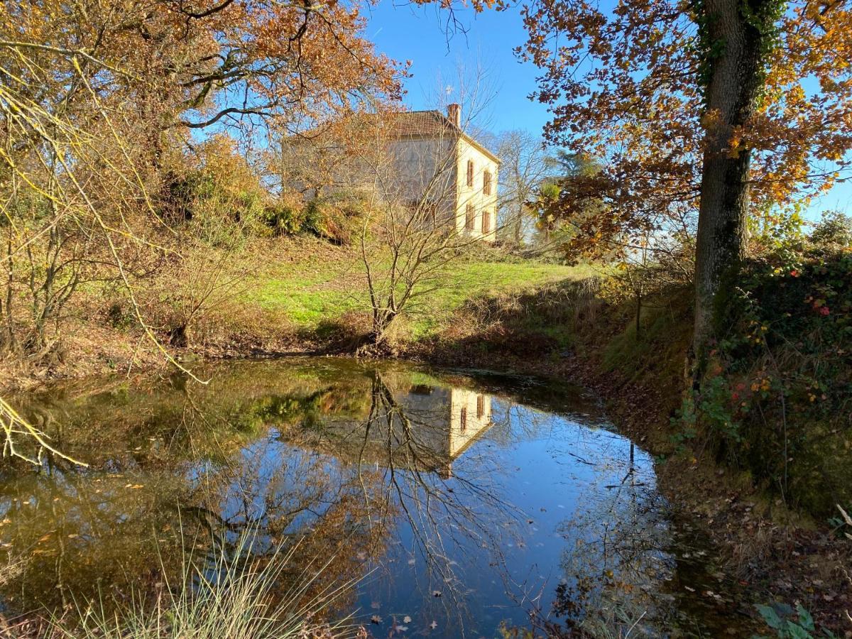 La Maison De Manon Mirande  Kültér fotó